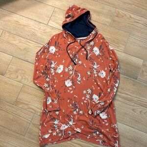 Evy’s Tree Size S Hooded Tunic